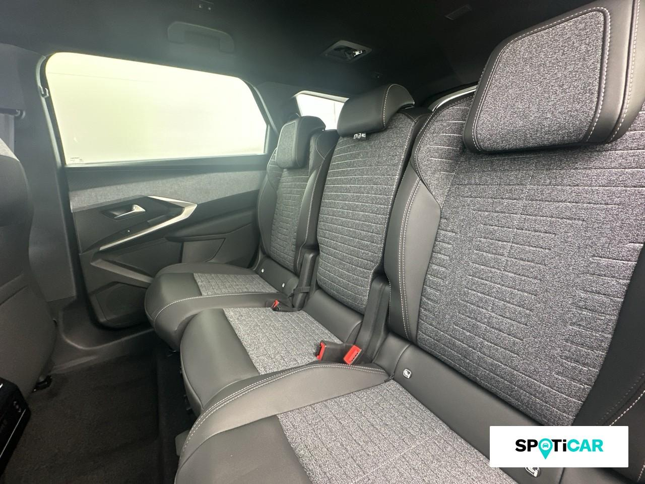 Peugeot 5008 hybrid 145ch allure e-dcs6 — photo 10