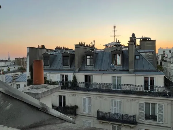 Studio 75009 pied à terre idéal