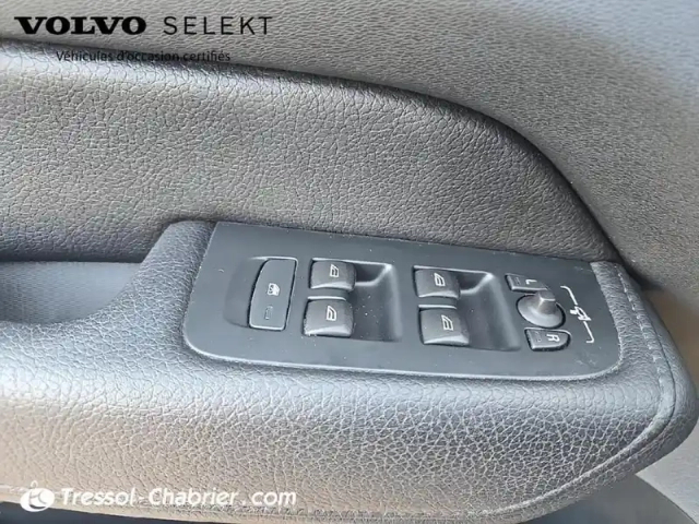 Volvo Xc60 t6 recharge awd 253 ch + 87 ch geartronic 8 inscription — photo 19