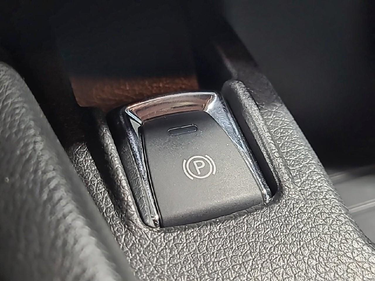 Nissan Qashqai 1.2 dig-t 115 xtronic tekna — photo 28