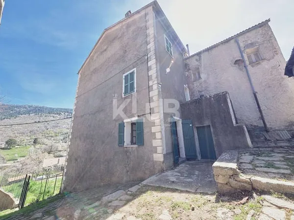 Maison 6 pièces 85 m²
