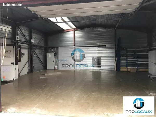 LOCAL D'ACTIVITE 280 m² LACROIX SAINT OUEN