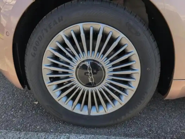 Fiat 500 e 118ch pack confort &amp; style my24 — photo 11