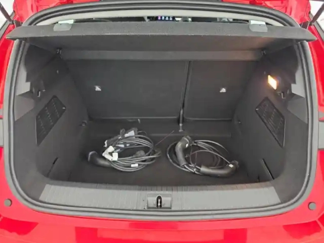 Renault Megane e-tech ev60 220 ch super charge — photo 254