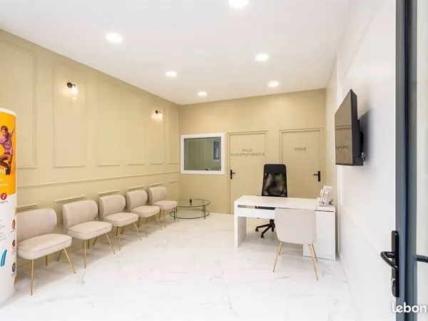 Boutique 55 m² NEUILLY PLAISANCE