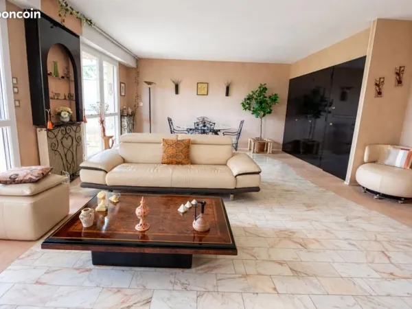 Appartement 4 pièces 80 m²