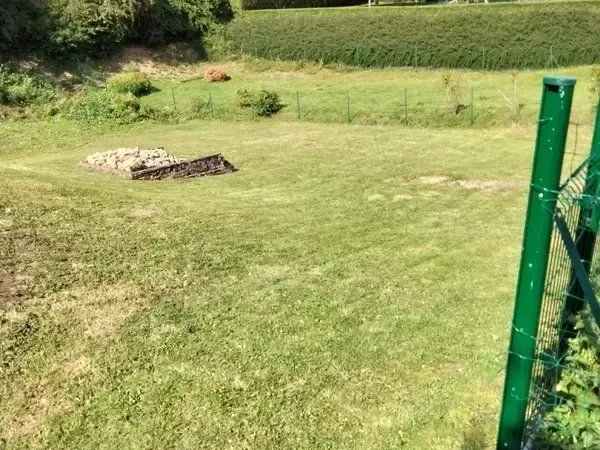 Terrain à bâtir de 600 m² à BUSSIERES (77)