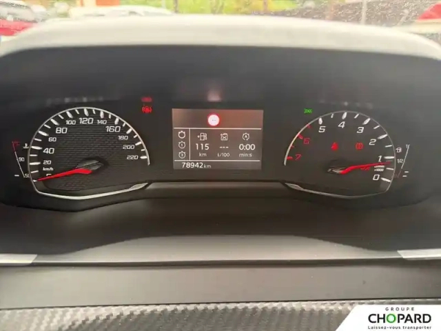Peugeot 2008 puretech 100 s&amp;s bvm6 — photo 102
