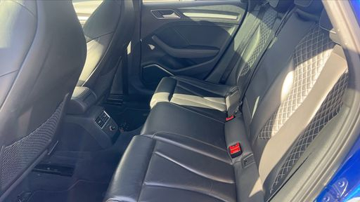 Audi S3 Limousine 2.0 TFSI 300 Quattro S-Tronic 6 - . – 2015 – 139838 km – Essence – Boîte Automatique — photo 18