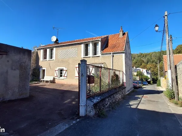 Maison de village ancienne a renover