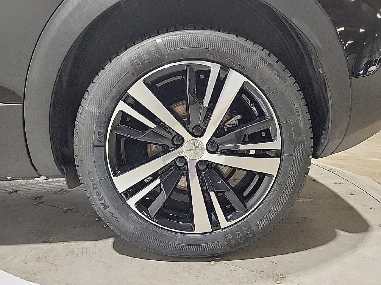 Peugeot 3008 puretech 130ch s&s eat8 gt — photo 16
