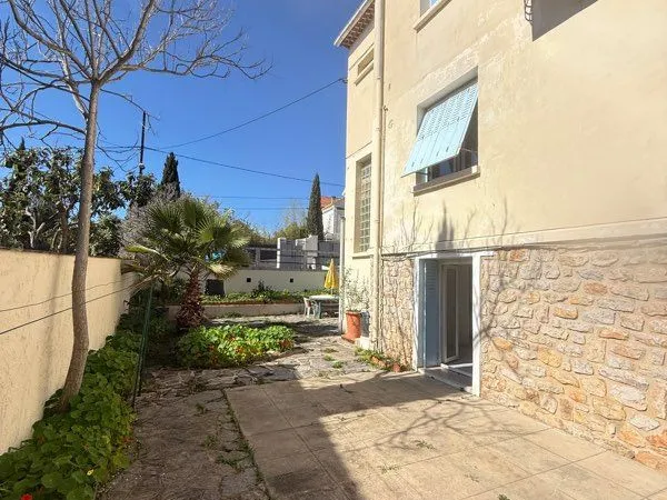 Hyères - T2 35,74 m² plain-pied, terrasse privative 60 m², libre de suite