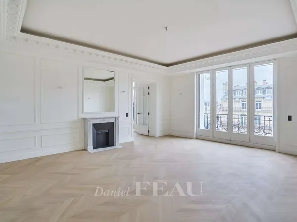Appartement 7 pièces 286 m²
