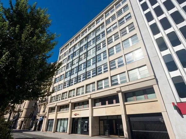 Bureau 316 m²