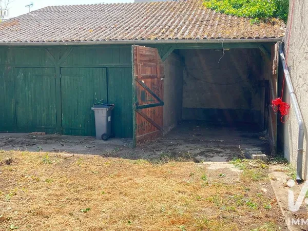 Terrain 134 m² Tours