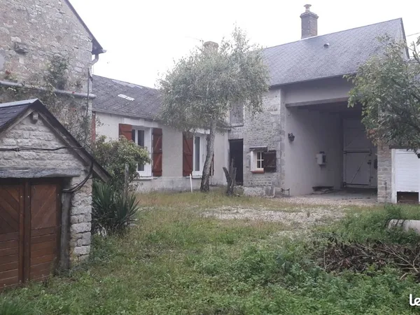 Maison de village avec jardin