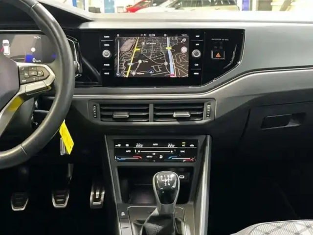 Volkswagen Polo 1.0 tsi 95 s&amp;s bvm5 r-line — photo 10