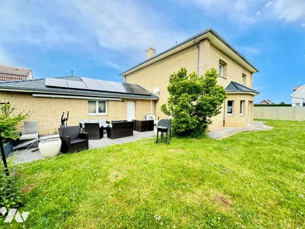 Maison 5 pièces 213 m²