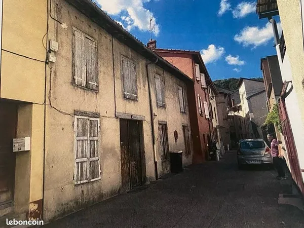 Maison dans le centre ville de Givors