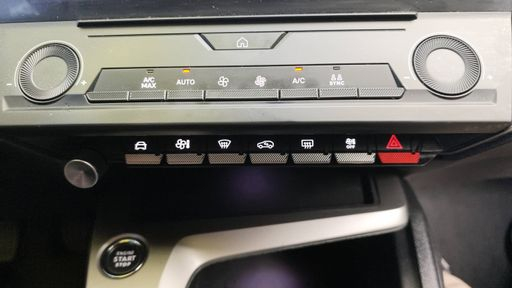 Peugeot 308 SW 1.5 BlueHDi 130 - Active – 2022 – 148465 km – Diesel – Boîte Manuelle — photo 22