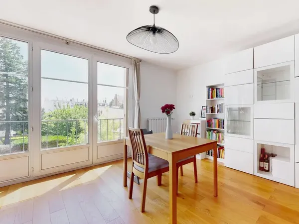 St Cloud - 3 pièces 51,54 m² traversant, plein sud, gare à 7 min