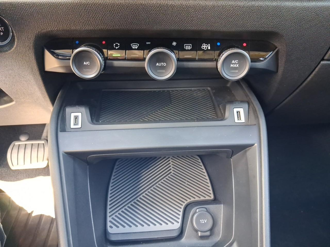 Citroën C4 bluehdi 130ch s&s shine eat8 — photo 15