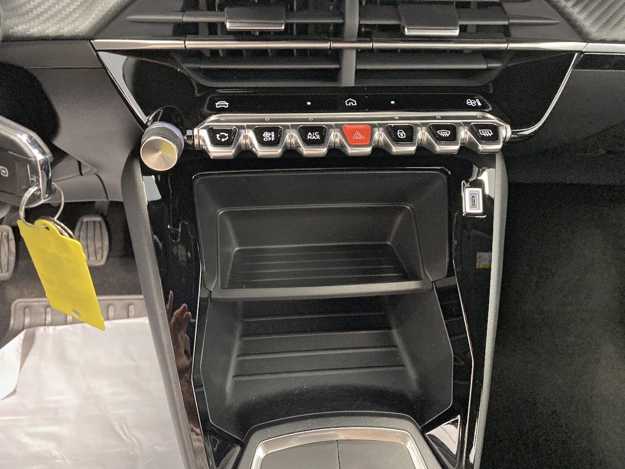 Peugeot 2008 100 s&s bvm6 style — photo 15