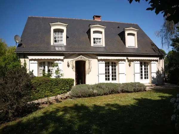 MAISON 6 PIECES SAINT HILAIRE SAINT FLORENT