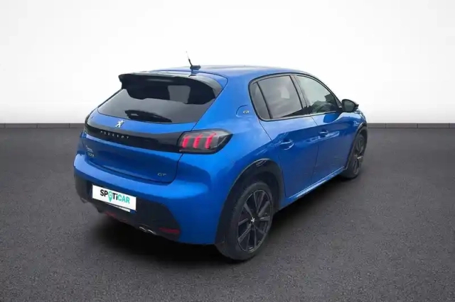 Peugeot 208 puretech 130 s&amp;s eat8 — photo 27