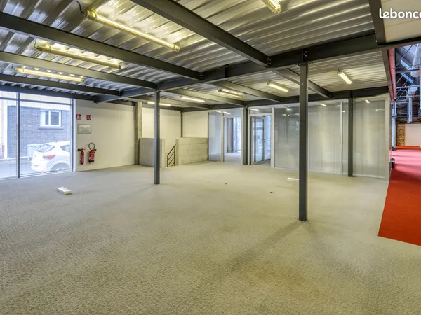 Bureau 84 m² dans immeuble classé, Canclaux-Mellinet, à Nantes (N°1)