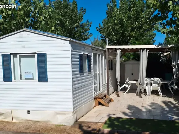 Mobil-home + parcelle à Europcamping