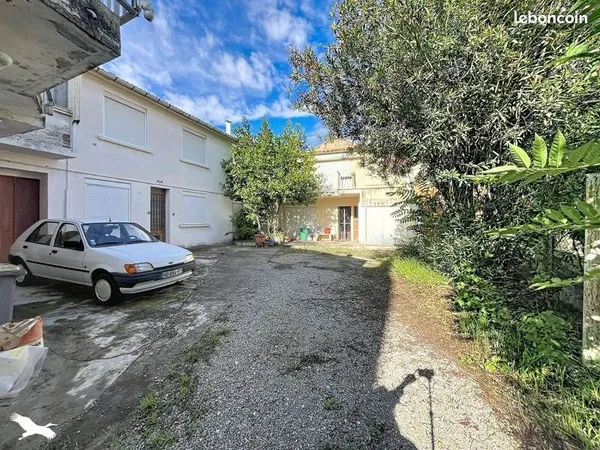 Immeuble 8 pièces 270 m²