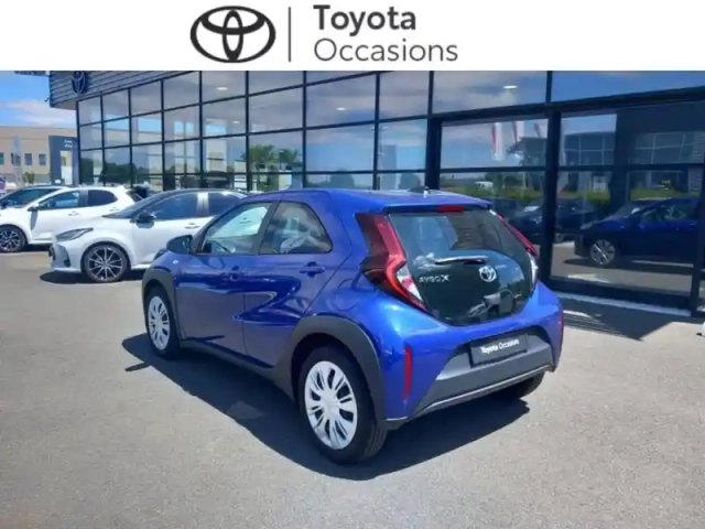 Toyota Aygo X 1.0 vvt-i 72ch dynamic s-cvt my23 — photo 2