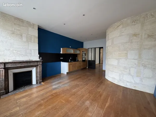 Maison 7 pièces 220 m²
