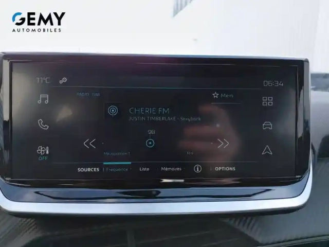 Peugeot 208 electrique 54 kwh 156ch — photo 32