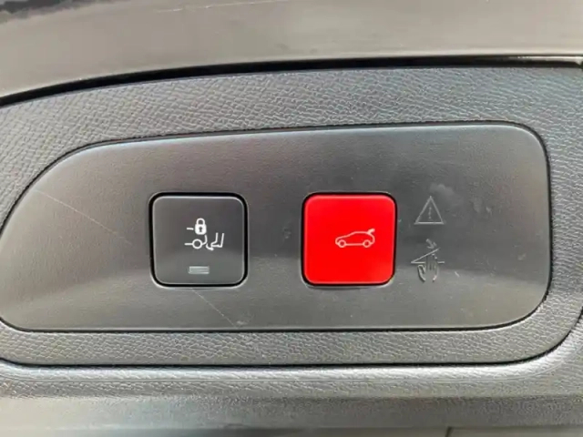 Ds Ds 7 crossback e-tense 4x4 300ch grand chic — photo 7