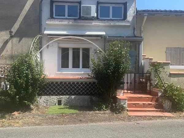 Maison de village pleine de charme - 70 m² - 3 chambres - Thil (31530) - 139 000