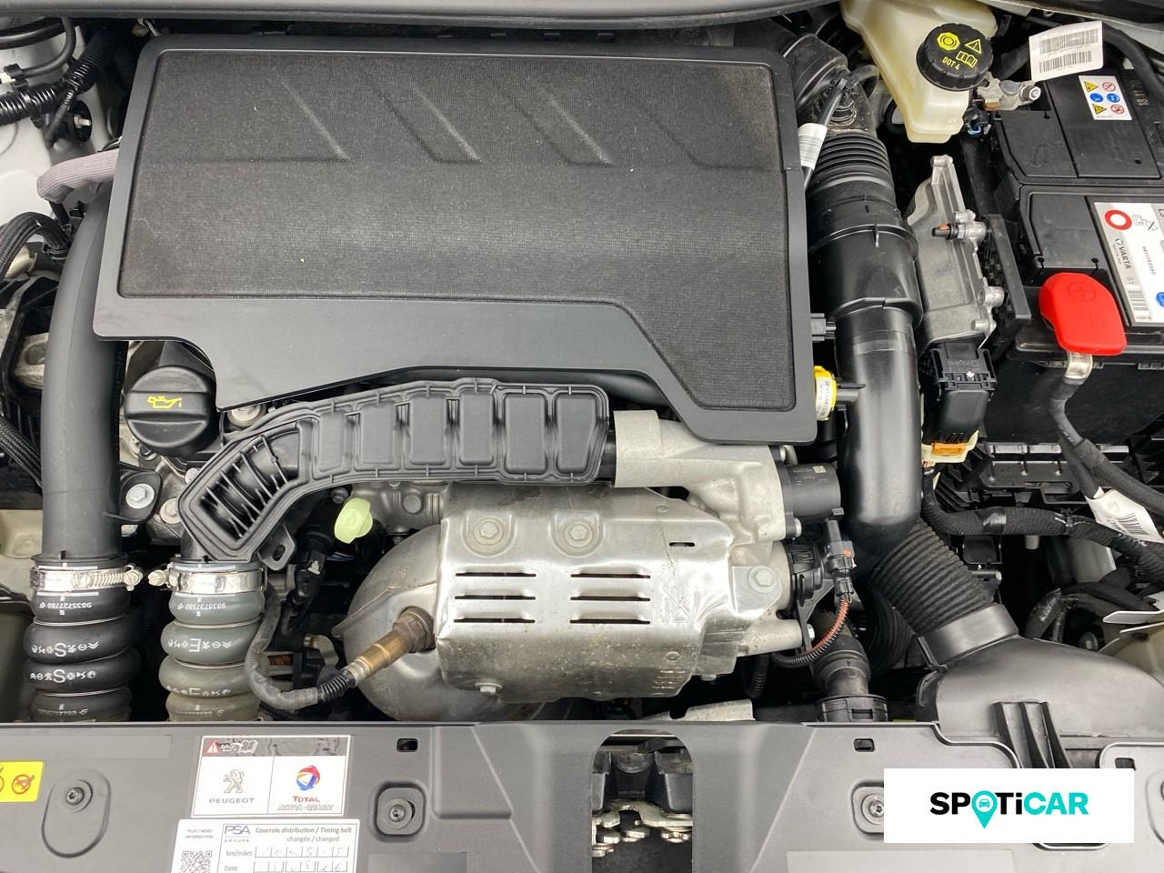 Peugeot 2008 1.2 puretech 130ch s&s allure eat8 — photo 20