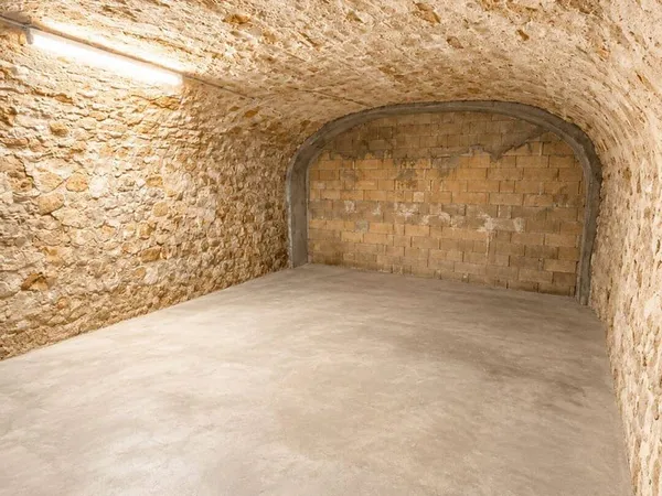 Parking 35 m²