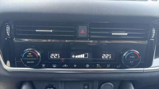 Nissan Qashqai e-Power 1.5 DIG-T 190 Hybrid X-Tronic - N-Connecta – 2023 – 50201 km – Hybride essence – Boîte Automatique — photo 17