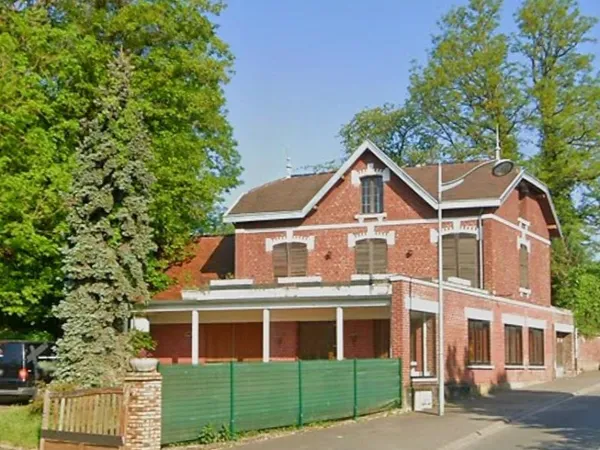 Fayet, bien rare à rénover sur commune recherchée
