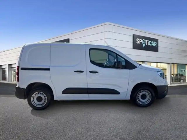 Opel Combo cargo m 650kg bluehdi 100ch s&amp;s pack premium connect — photo 4