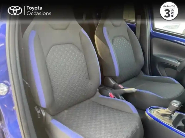 Toyota Aygo X 1.0 vvt-i 72ch design s-cvt — photo 6