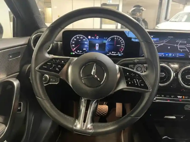 Mercedes Classe A 250 e progressive line — photo 13