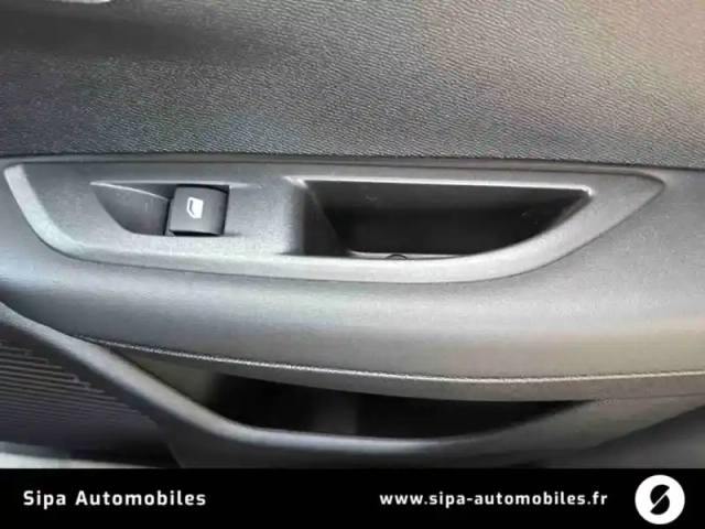 Lancia Ypsilon turbo 100ch bvm6 — photo 16