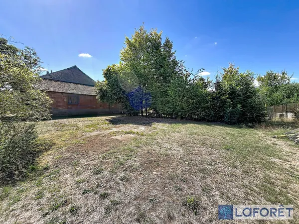 Terrain 2023 m²