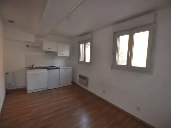 Studio 1 pièce 17 m²