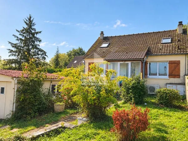 Maison proche Thiron gardais
