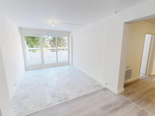 À louer Bel appartement T3 de 63 m2 avec parking Marseil
