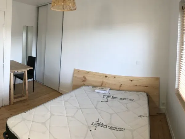 Bordeaux Hôpital Pellegrin Tram A - Chambre de 12 m² dans coloc à 3